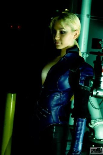 Resident Evil 5 - Косплей Джилл Валентайн (Jill Valentine) в боевом костюме